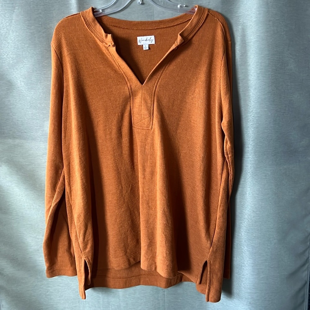 Wonderly long sleeve top - Picture 1 of 8